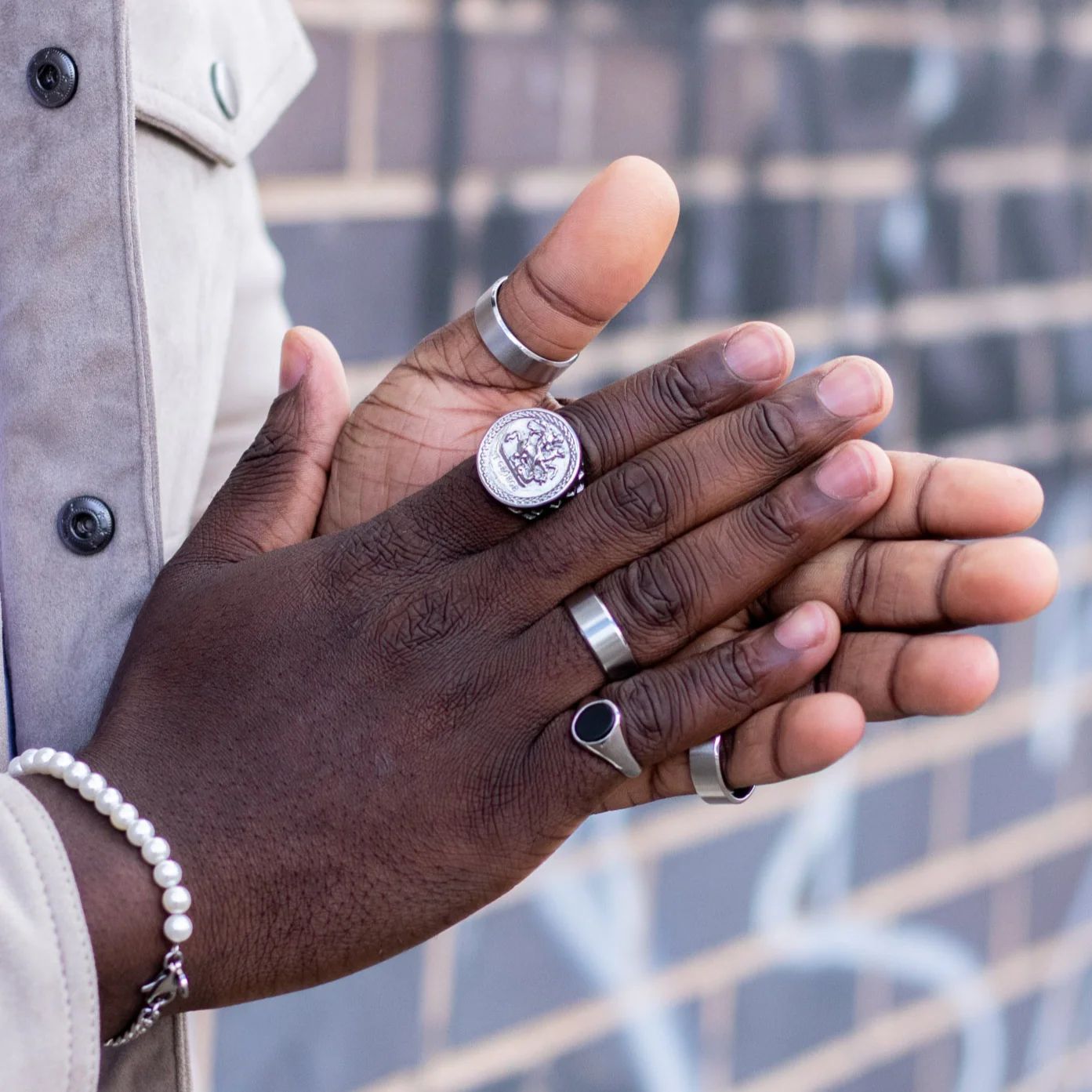 Black Onyx Signet Ring - Silver - Image 7