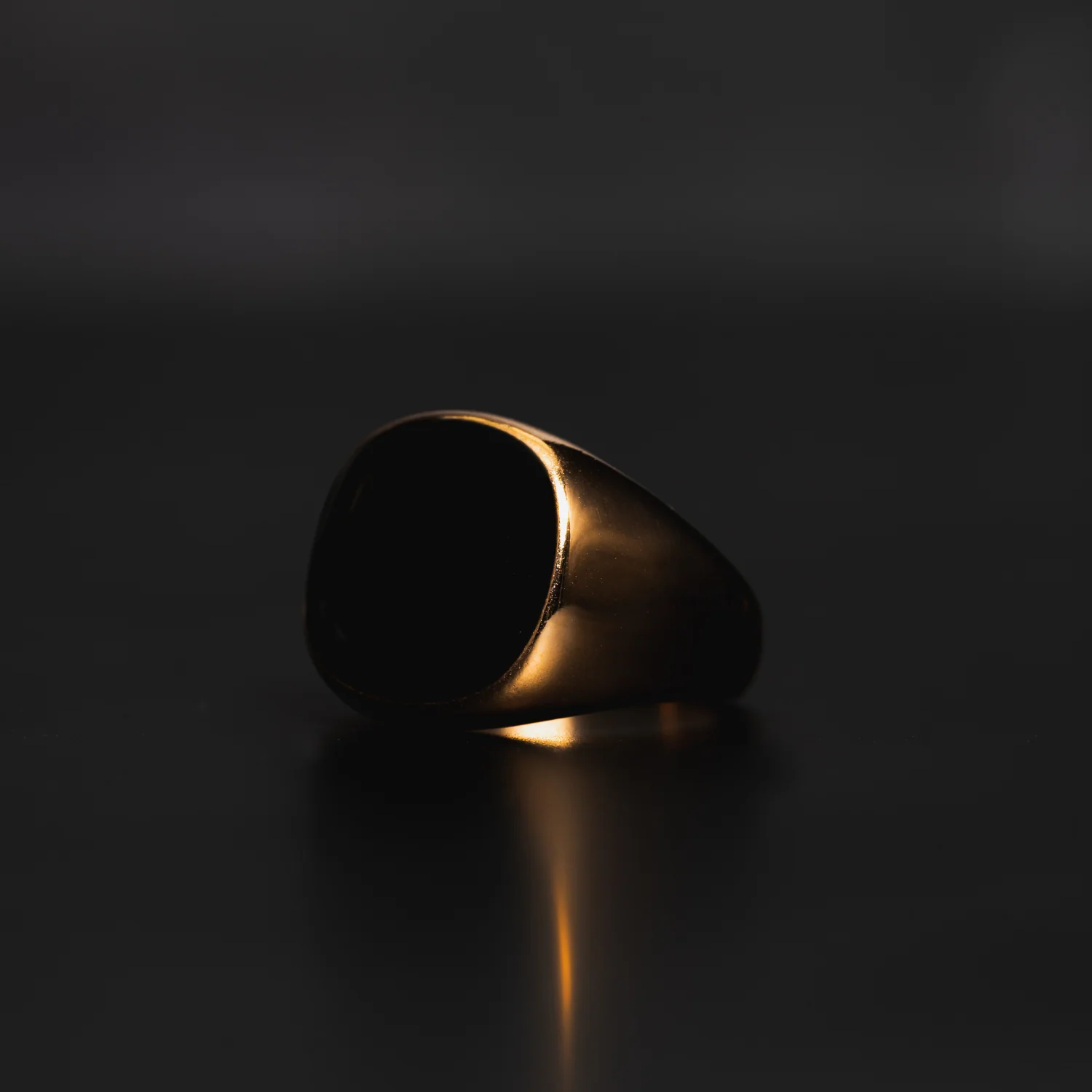 Black Polished Signet Ring - Gold - Image 3