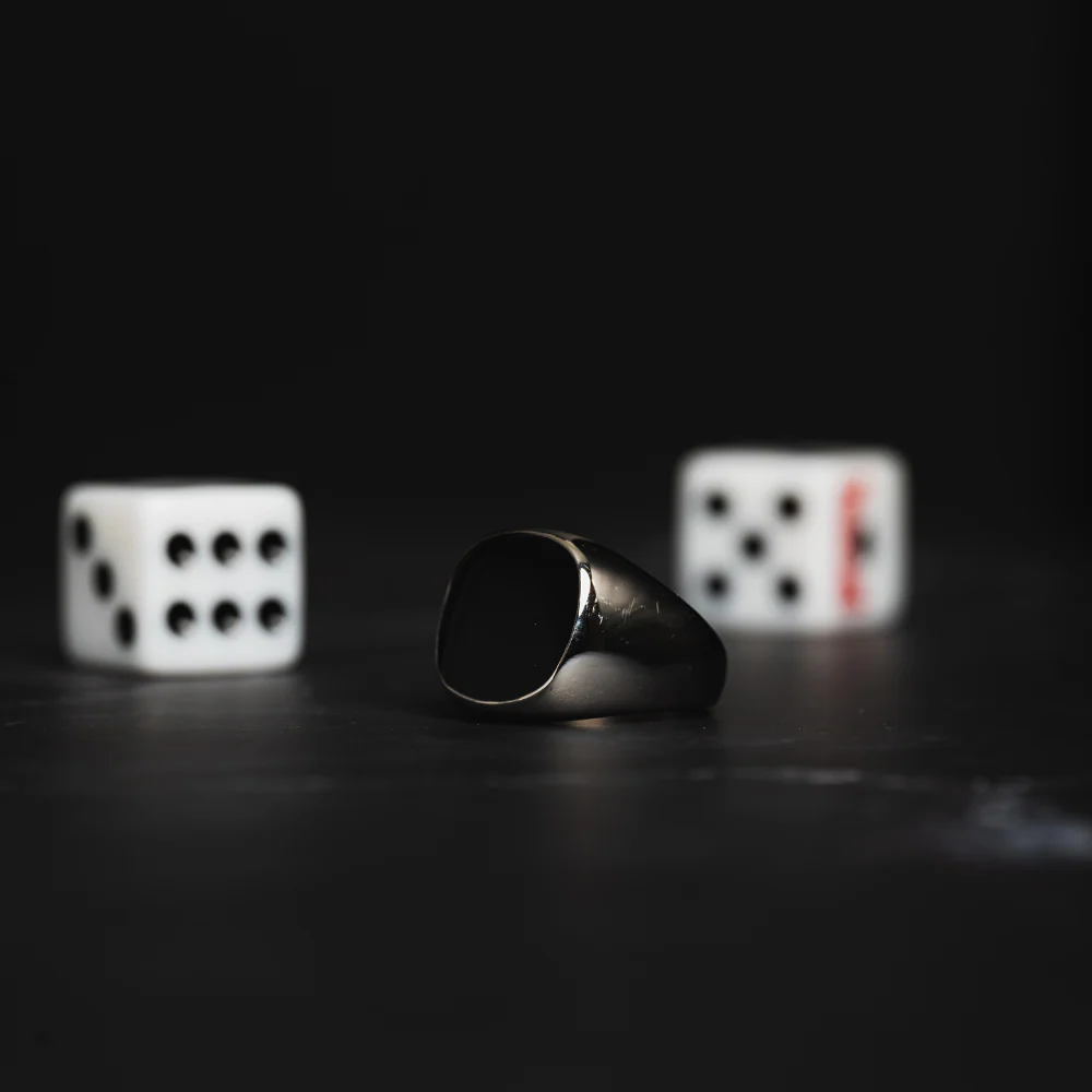 Black Polished Signet Ring - Silver - Image 3