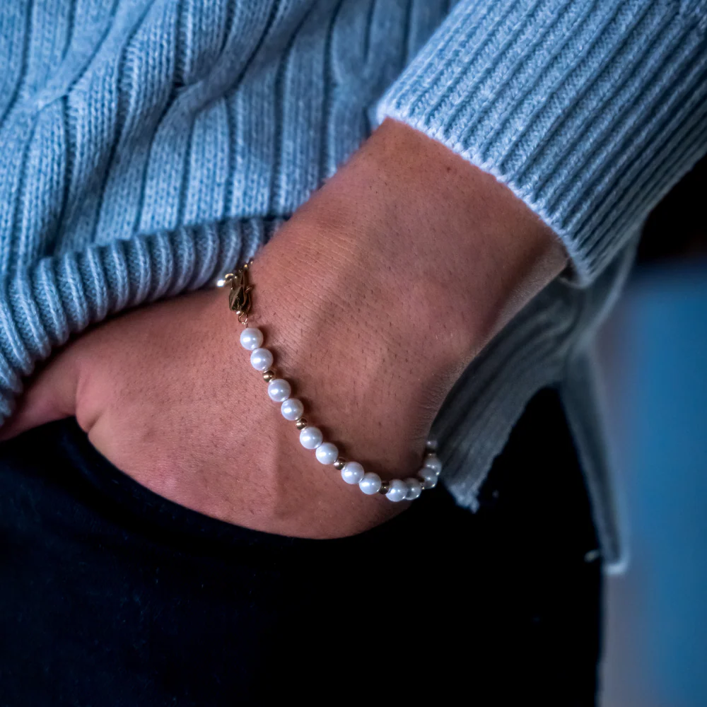 Gold Pearl Bracelet - Image 6