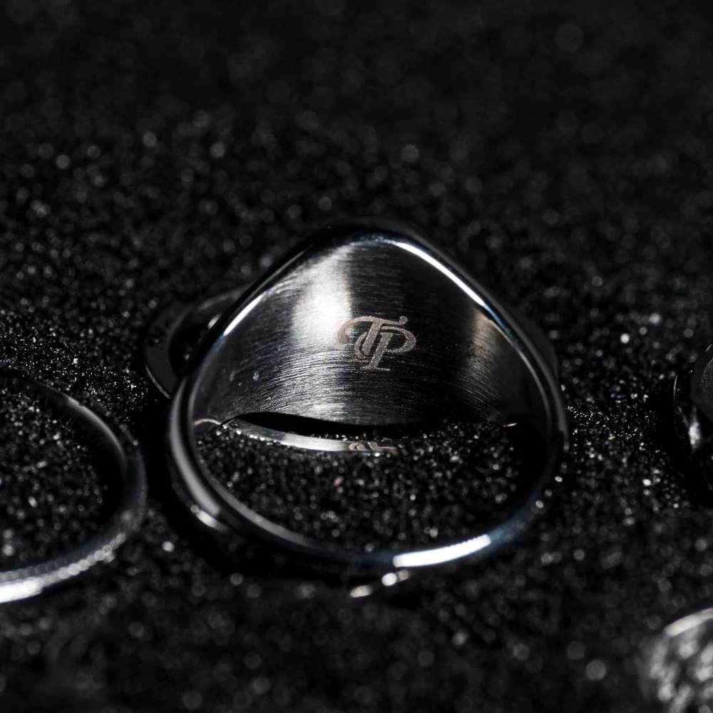 Pearl Signet Ring - Silver - Image 5