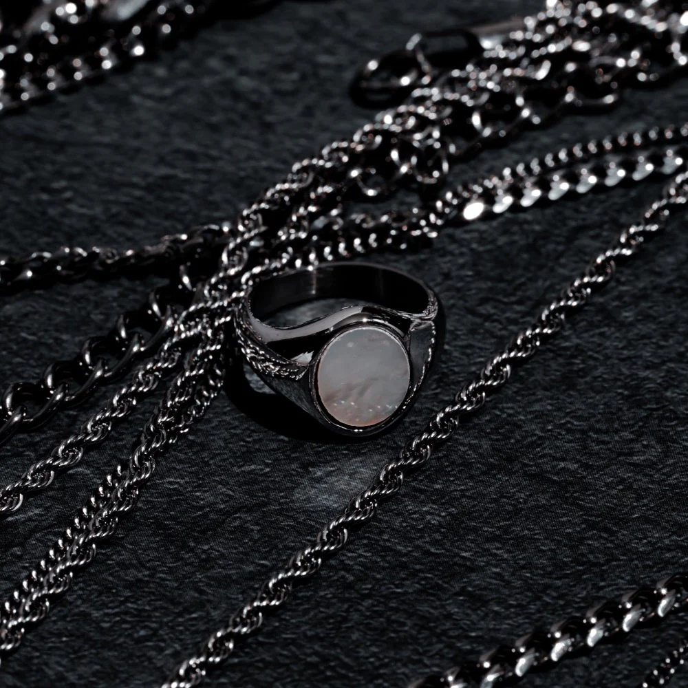 Pearl Signet Ring - Silver - Image 6