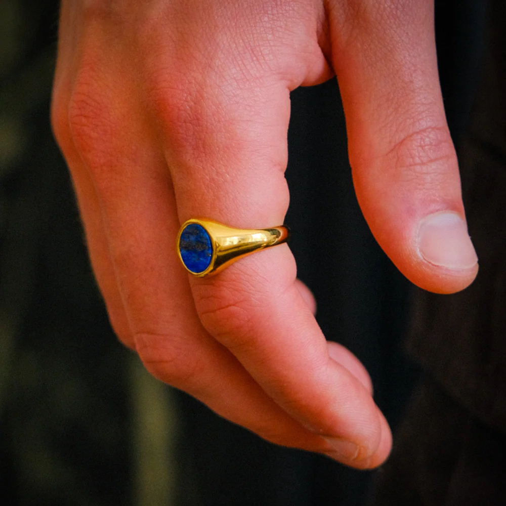 Blue Lapis Lazuli Signet Ring - Gold - Image 3