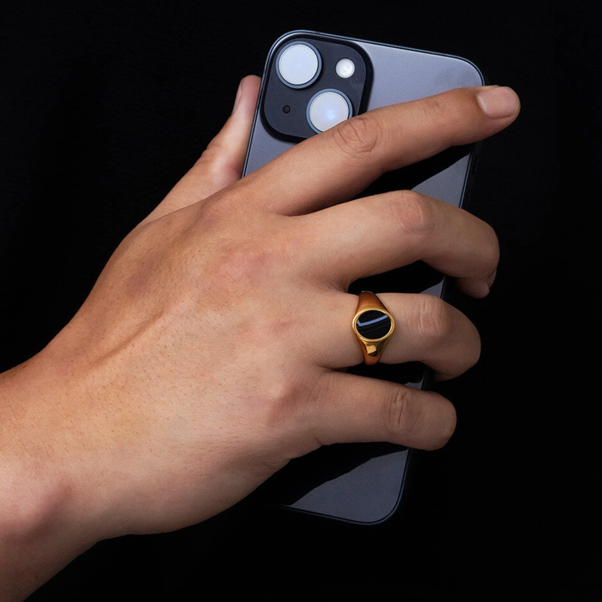 White Line Onyx Ring - Gold - Image 3