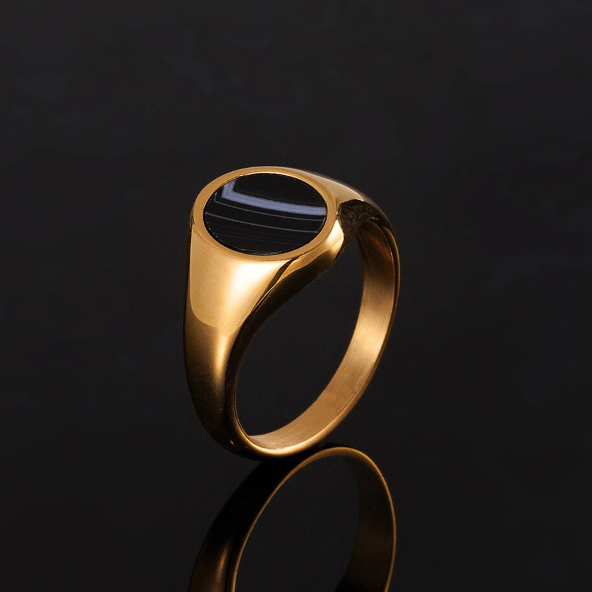 White Line Onyx Ring - Gold - Image 4