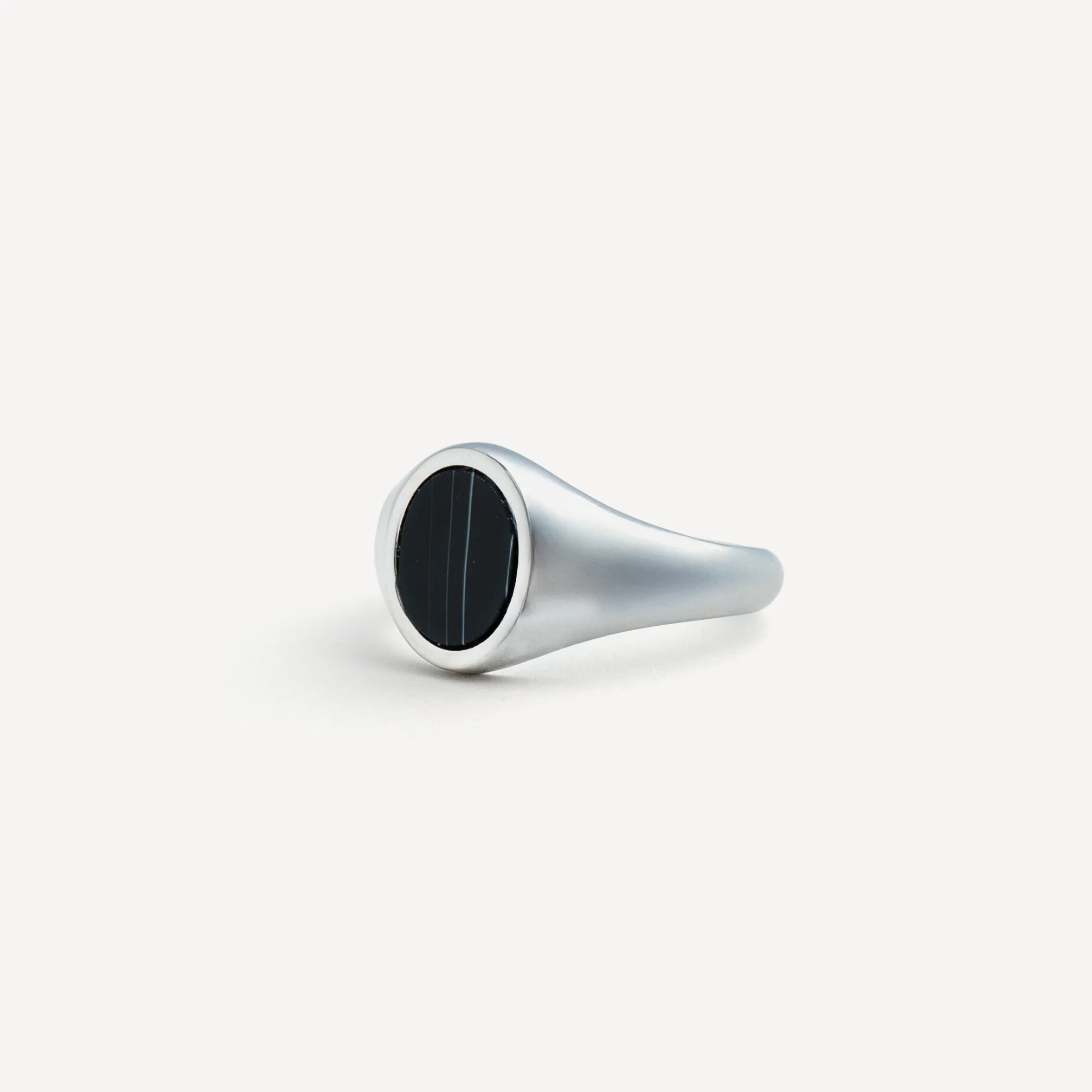White Line Onyx Ring - Gold - Image 6
